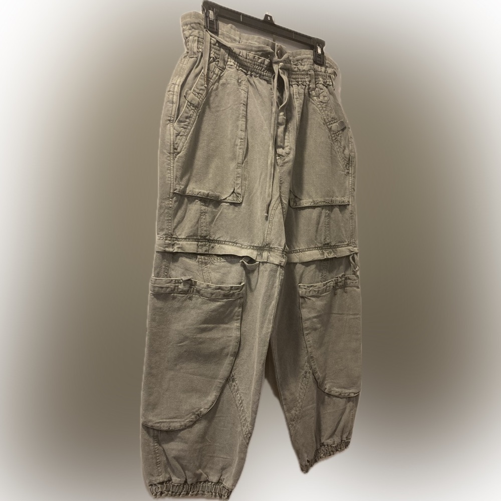 Free People Wind Drift Convertible Pants Utility Shorts Zipper, Ivy League NWT - Picture 7 of 12